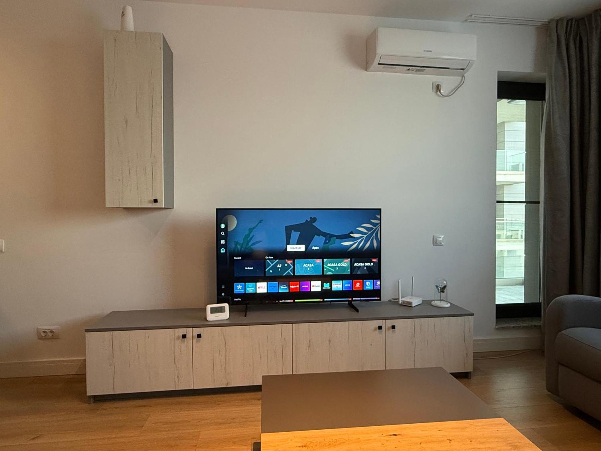 Onix Park Complex Elegant With Parking & Self Check In Apartament